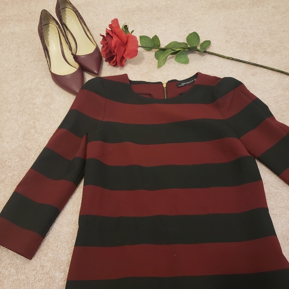 Zara Mini Dress - Picture 2 of 11